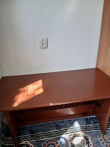 office table: Журнальный стол и навесной кухонный шкаф - Журнальный стол — 1