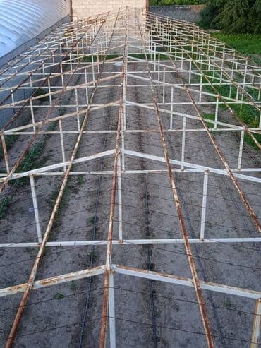 копельный полив: ( теплица ). Продаю готовую теплицу. Продаётся только каркас теплицы — 2