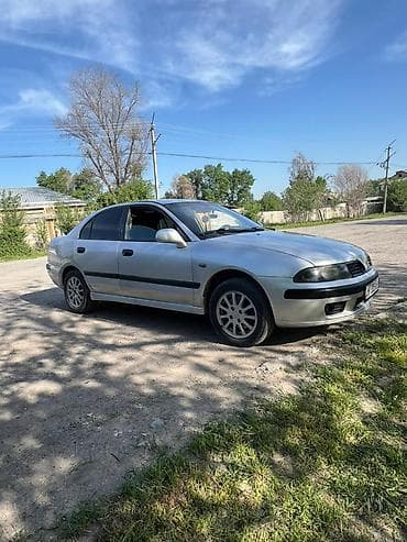 Mitsubishi Carisma: 2001 г., 1.6 л, Кол менен иштөөчү, Бензин, Седан — 3