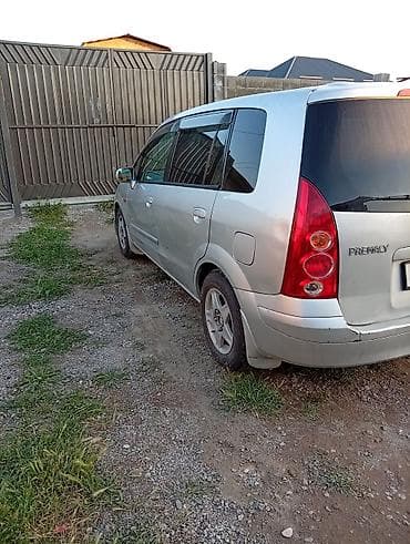 Mazda PREMACY: 2002 г., 1.8 л, Автомат, Бензин, Минивэн