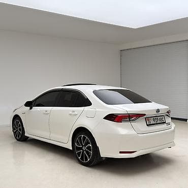 sprinter 2 9: Toyota Corolla: 2019 г., 1.8 л, Автомат, Гибрид, Седан — 6