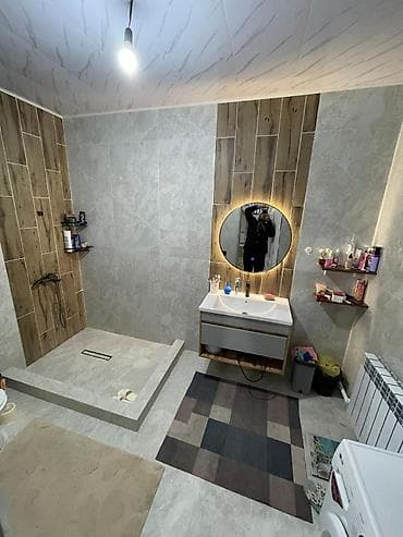 1 комнат: 🏡 КАПИТАЛЬНЫЙ ДОМ В АК-ОРДО — ЗАЕЗЖАЙ И ЖИВИ! 📍 Район: Ак-Ордо 📐 — 2