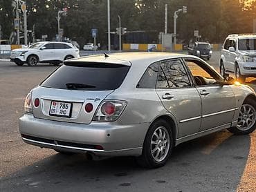 Toyota Altezza: 2002 г., 2 л, Автомат, Бензин, Универсал — 3
