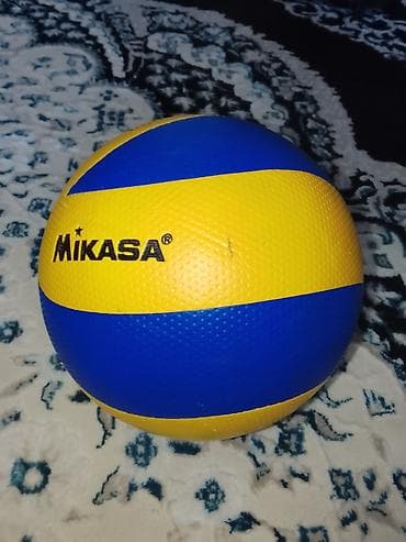 Мяч волейбольный Mikasa - Классическая расцветка: жёлто‑синие панели