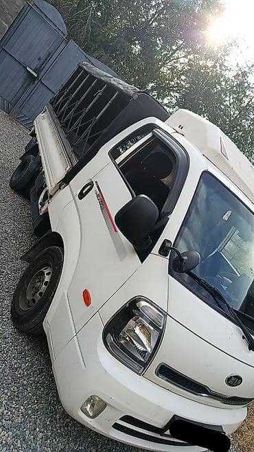 b class: Продаю л/с тент длина на 7 крючков подходит на портер и бонго очень в — 1