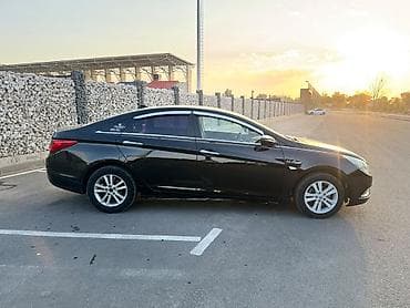 Hyundai Sonata: 2011 г., 2 л, Автомат, Газ, Седан — 6