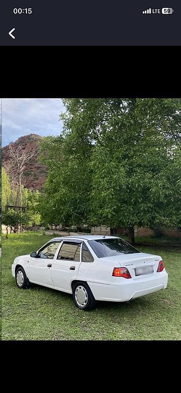 Daewoo Nexia: 2012 г., 1.6 л, Кол менен иштөөчү, Бензин, Седан — 4