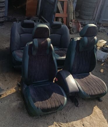 Комплект сидений, Кожа, Hyundai 2010 г., Б/у, Оригинал at lalafo.kg Комплект сидений, Кожа, Hyundai 2010 г., Б/у, Оригинал