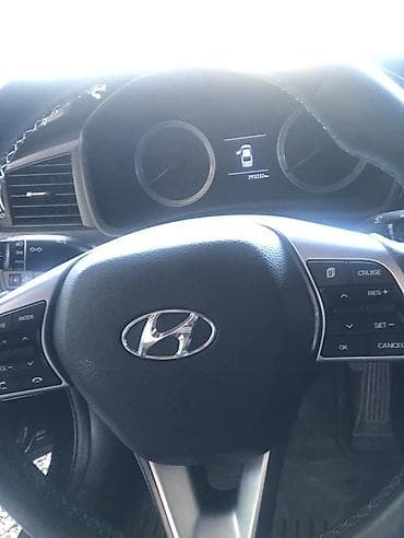 Hyundai Sonata: 2021 г., Автомат, Седан — 5