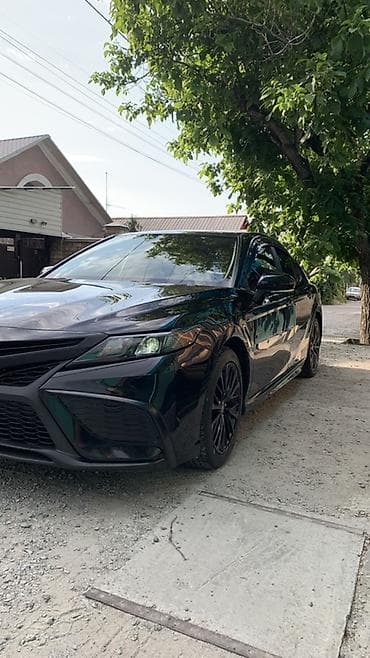 byd e7: Toyota Camry: 2022 г., 2.5 л, Автомат, Бензин, Седан — 7