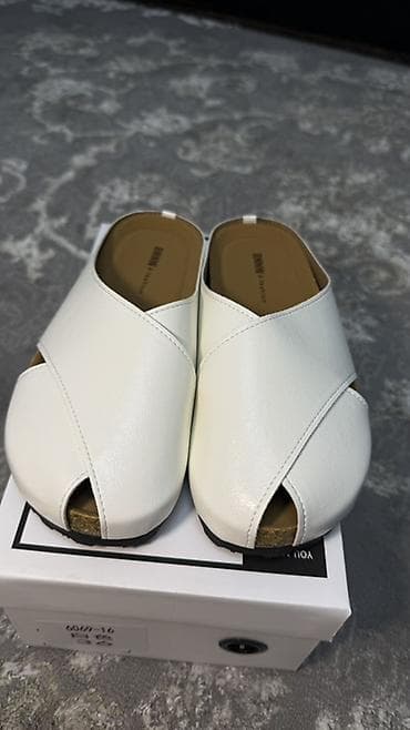 обувь спортивная: Женские шлёпанцы BNMW Fashion - Цвет: белый (молочный) - Модель: с — 3