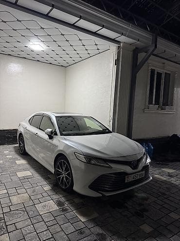 Продажа авто: Toyota Camry: 2019 г., Гибрид — 2