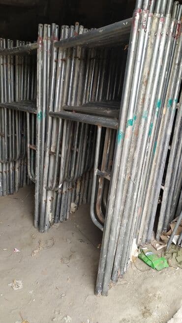 Ижарага берүү Курулуш жыгачтары, Тайроттор