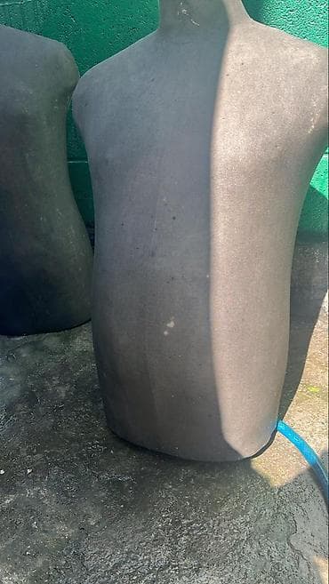 вещалка для одежды: Торсы манекенов для демонстрации одежды. - Формат: верхняя часть тела — 3