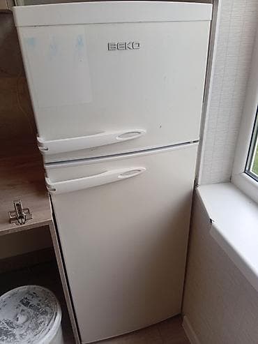 Продаётся б/у холодильник