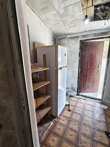 снимем квартиру: 3 комнаты, 40 м², ул. Ахунбаева / Малдыбаева 1 этаж, Косметический ремонт — 8