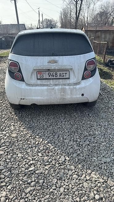 айнек авто: Chevrolet Sonic: 2012 г., 1.6 л, Автомат, Бензин, Хетчбек — 2