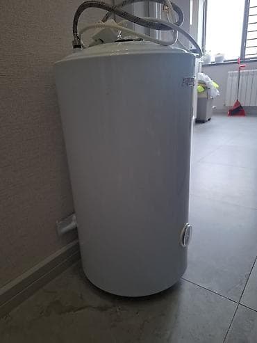 Электрический накопительный водонагреватель (бойлер), вертикальная