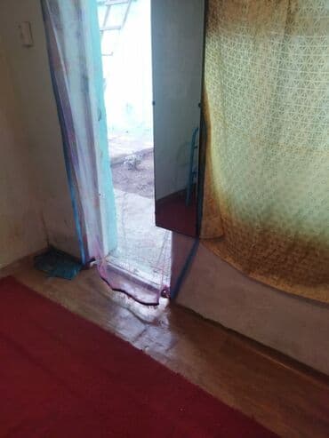квартира аренда долгосрочно ош: Срочно сдается комната напротив новой мечети по Ж. Жолу (Карпинка). - — 2