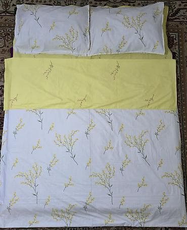 Простыни: Комплект постельного белья, двухсторонний, с нежным флористическим — 2