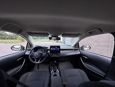 карол: Toyota Corolla: 2022 г., 1.8 л, Вариатор, Гибрид, Седан — 7