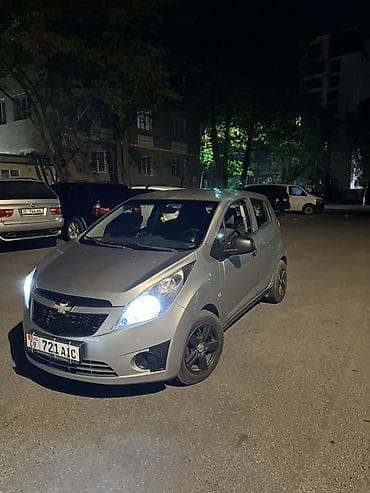 спарк spark: Chevrolet Spark: 2010 г., 1 л, Ручные, Бензин, Хэтчбэк — 3