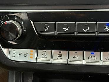 tesla 3: Hyundai Sonata: 2019 г., 2 л, Автомат, Газ, Седан — 9