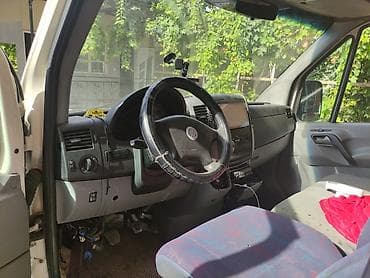 м 20: Volkswagen Crafter: 2011 г., Бус — 5