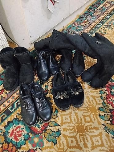 Подборка женской обуви черного цвета: - Угги SHYK, короткие, с мягким