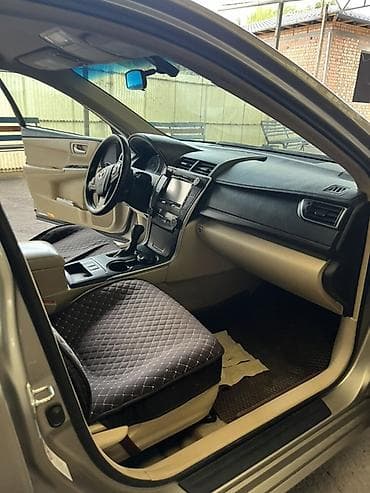 чехлы приус: Toyota Camry: 2016 г., 2.5 л, Автомат, Гибрид, Седан — 1