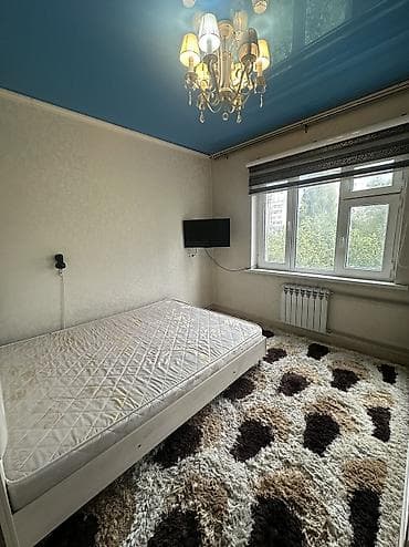 южный мкр: 3 комнаты, 63 м², 106 серия, 6 этаж, Старый ремонт — 4