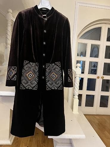 Длинное бархатное пальто/накидка с вышивкой - Цвет: глубокий