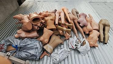 Рохлялар: Манекены-торсы части манекенов для витрин и вешалки. Состав: - Торсы — 1