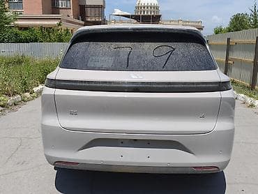 jac refine l6 max: Lixiang L6: 2025 г., 1.5 л, Автомат, Гибрид, Кроссовер — 8