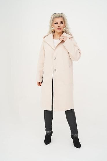 Пальто: Женское пальто с капюшоном и декоративным принтом - Прямой силуэт — 4