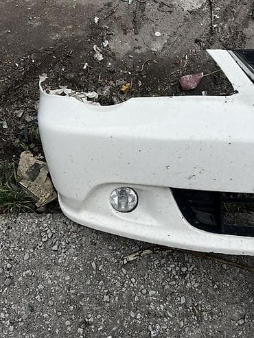odyssey absolute: Бампер Honda, Б/у — 1