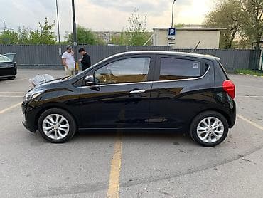 matiz 2013: Chevrolet Spark: 2019 г., 1 л, Вариатор, Бензин, Хэтчбэк — 1