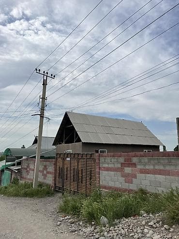 Дом с участком. Ак-Жар 28-улица дом 31 Одноэтажный дом с мансардной