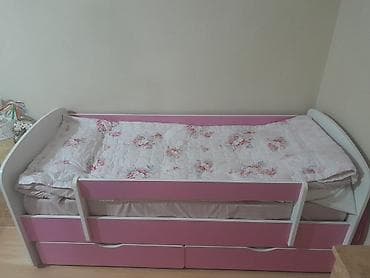 160: Детская односпальная кровать, Б/у, Для девочки, С бортиком, ДСП, Самовывоз — 1