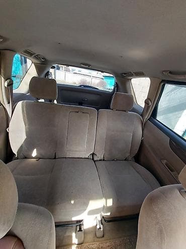 купить автомобиль бишкек: Toyota Ipsum: 2003 г., 2.4 л, Автомат, Бензин, Минивэн — 8