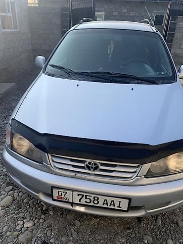 Toyota Picnic: 2000 г., Ручные, Бензин, Минивэн