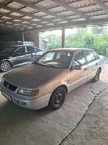 Продажа авто: Volkswagen Passat: 1994 г., 2 л, Механика, Седан — 2
