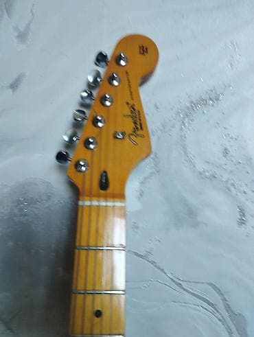 мин булак: Fender Stratocaster,(реплика) Классическая электро-гитара формата — 4