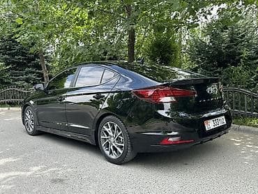 Hyundai Elantra: 2020 г., 1.6 л, Автомат, Бензин, Седан — 2