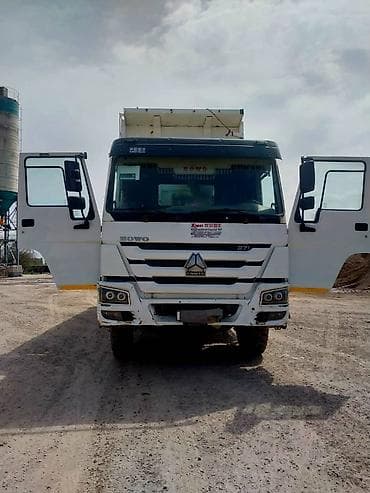 на лобовое: Грузовик, Howo, Дубль, Б/у — 3