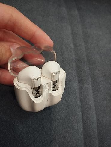 hoco bs 57: Беспроводные наушники-вкладыши с зарядным кейсом. - Форм-фактор — 2