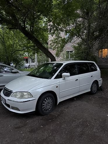 audi 4: Honda Odyssey: 2001 г., 3 л, Автомат, Бензин, Минивэн — 7