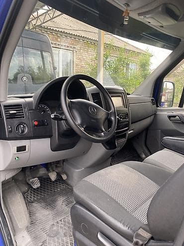 печка электричиский: Mercedes-Benz Sprinter рефрижератор, длинная база, высокий кузов — 7