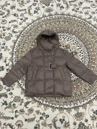 срочно продаю в связи с переездом: Пуховик, Короткая модель, Стеганый, M — 2