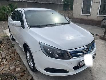 электр авто: BYD E5: 2019 г., 1 л, Автомат, Электромобиль, Седан — 2